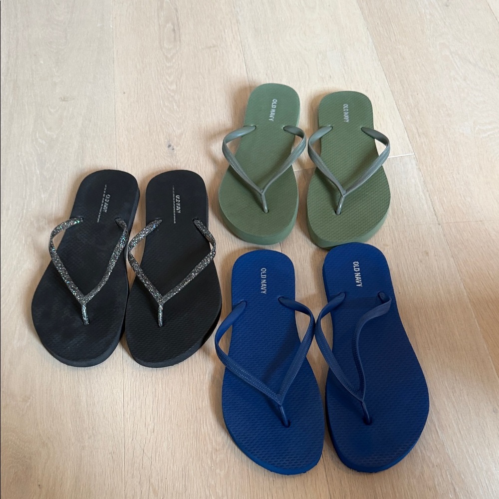Old Navy Blue, Green and Black Women's Flip Flop Trio